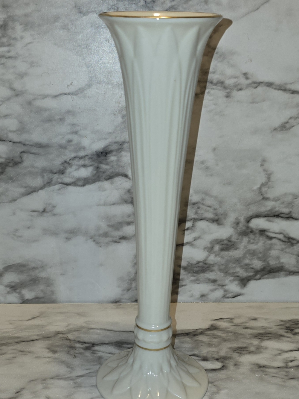 LENOX TIVOLI VASE MADE IN USA EXCELLENT PREOWNED CONDITION